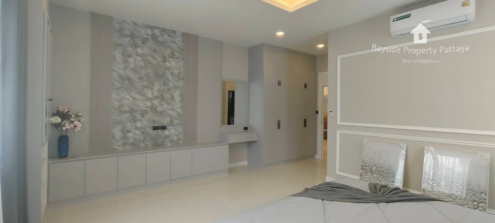 Spacious 3-Bedroom Detached House for Sale in East Pattaya - Pet Friendly with Air Conditioning 21