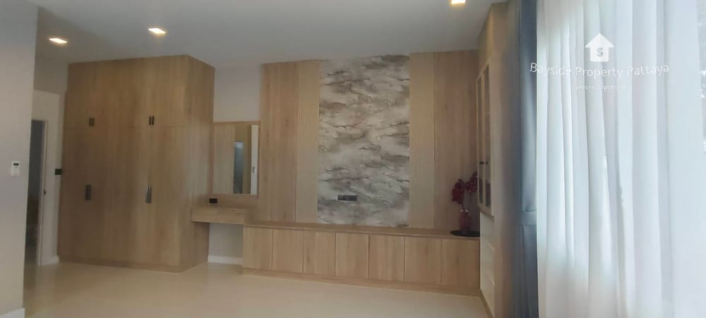 Spacious 3-Bedroom Detached House for Sale in East Pattaya - Pet Friendly with Air Conditioning 34