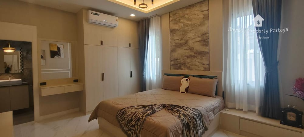 Spacious 3-Bedroom Detached House for Sale in East Pattaya - Pet Friendly with Air Conditioning 38