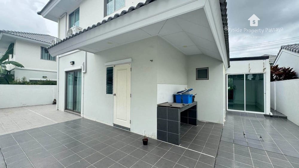 Geräumiges Einfamilienhaus mit 4 Schlafzimmern in Nong Pla Lai, Pattaya – Stadtblick & Gartenoase 13