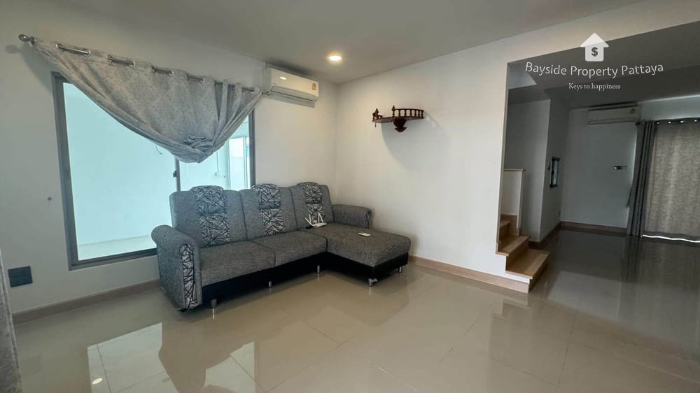 Geräumiges Einfamilienhaus mit 4 Schlafzimmern in Nong Pla Lai, Pattaya – Stadtblick & Gartenoase 4