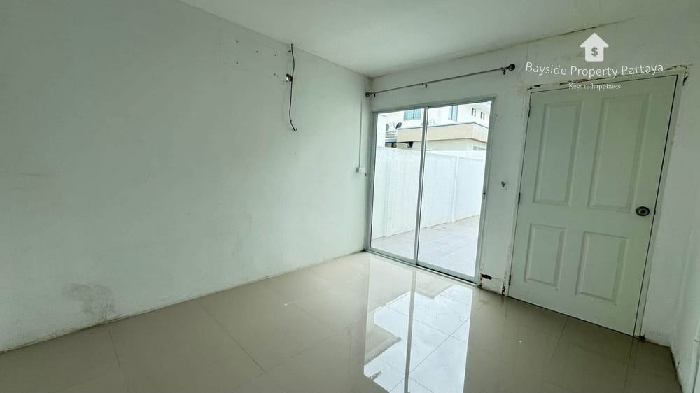 Geräumiges Einfamilienhaus mit 4 Schlafzimmern in Nong Pla Lai, Pattaya – Stadtblick & Gartenoase 10
