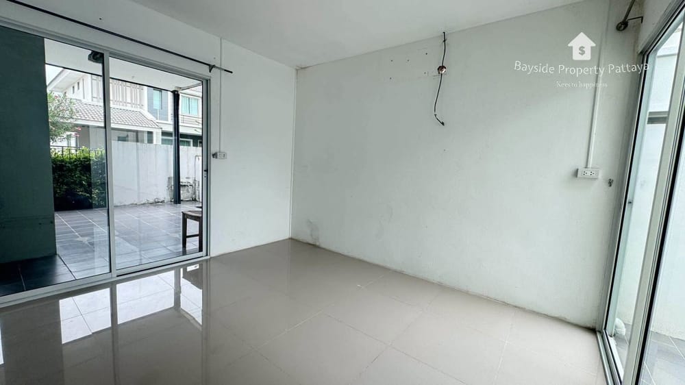 Geräumiges Einfamilienhaus mit 4 Schlafzimmern in Nong Pla Lai, Pattaya – Stadtblick & Gartenoase 12