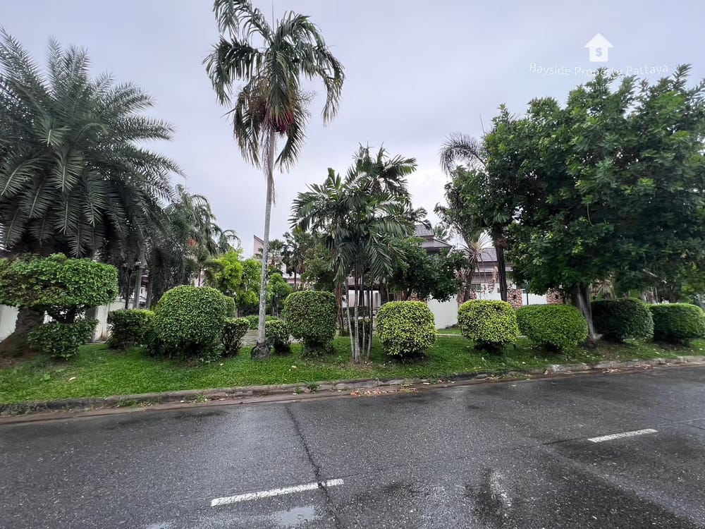Spacious 3-Bedroom Detached House for Rent in Sirisa 16, East Pattaya 12
