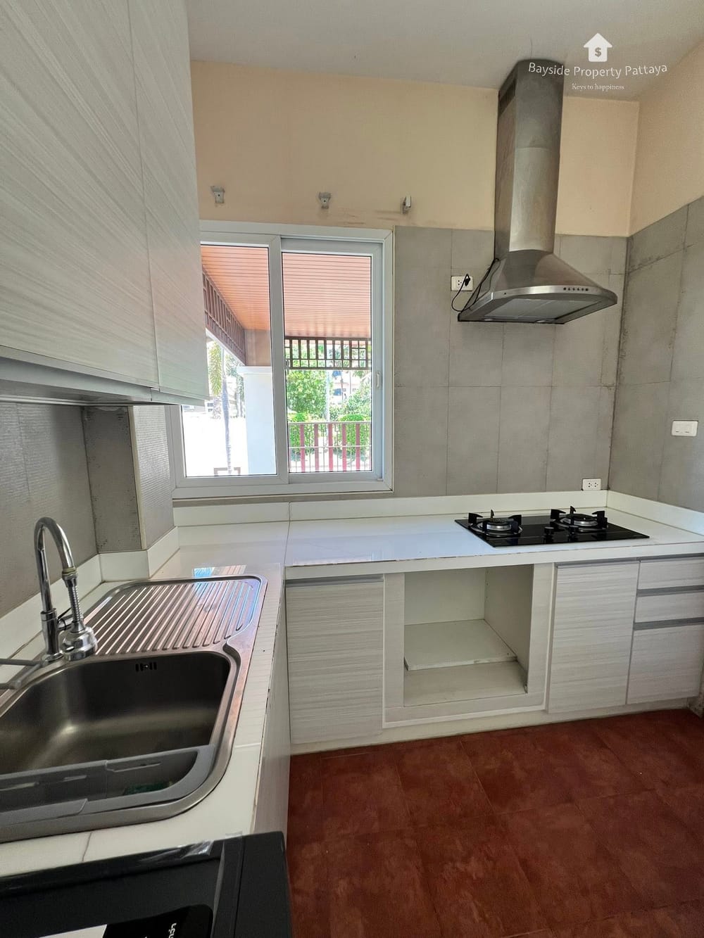 Spacious 3-Bedroom Detached House for Rent in Sirisa 16, East Pattaya 24