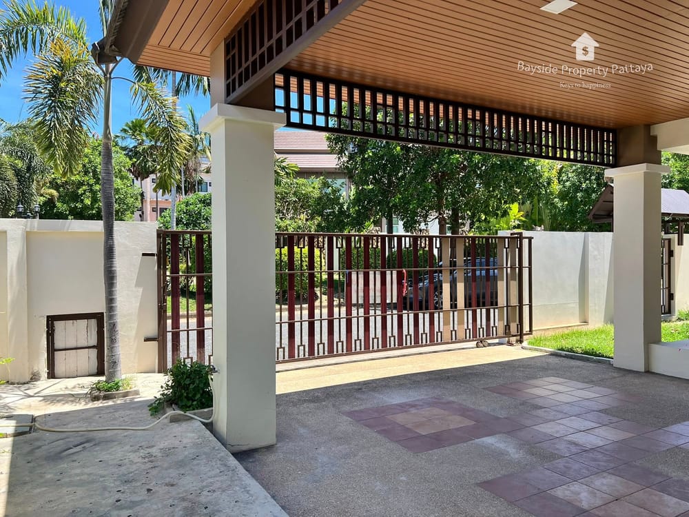 Spacious 3-Bedroom Detached House for Rent in Sirisa 16, East Pattaya 32