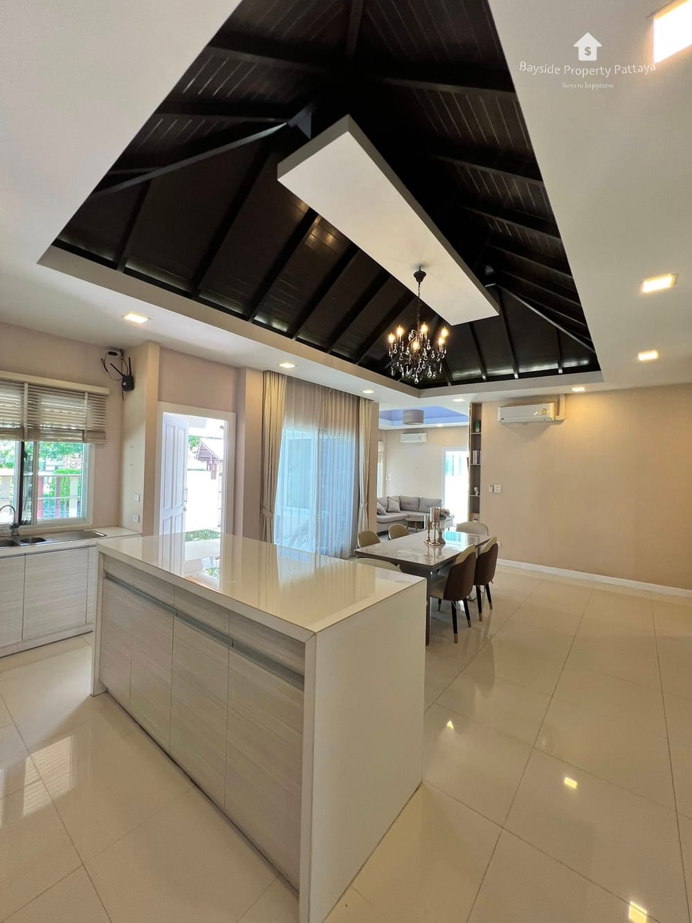 Spacious 3-Bedroom Detached House for Rent in Sirisa 16, East Pattaya 37