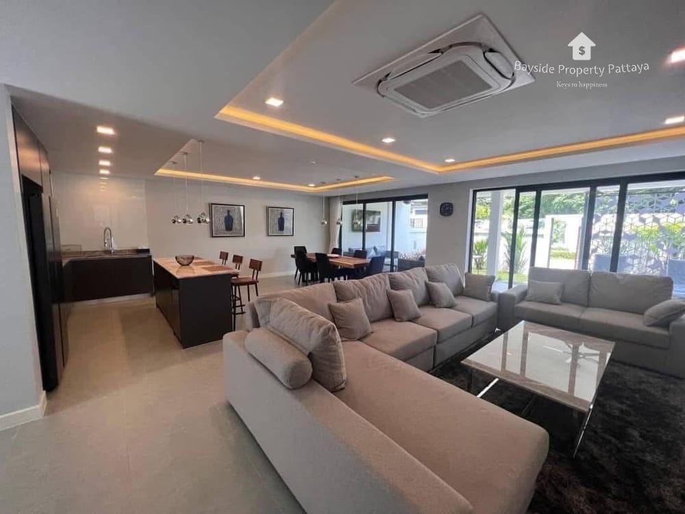 Продаю 5-к. виллу, 300м², 2/2 эт. в ЖК Jomtien Pool Villas 4
