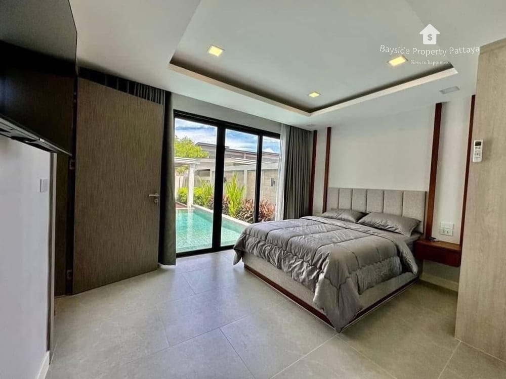Продаю 5-к. виллу, 300м², 2/2 эт. в ЖК Jomtien Pool Villas 12
