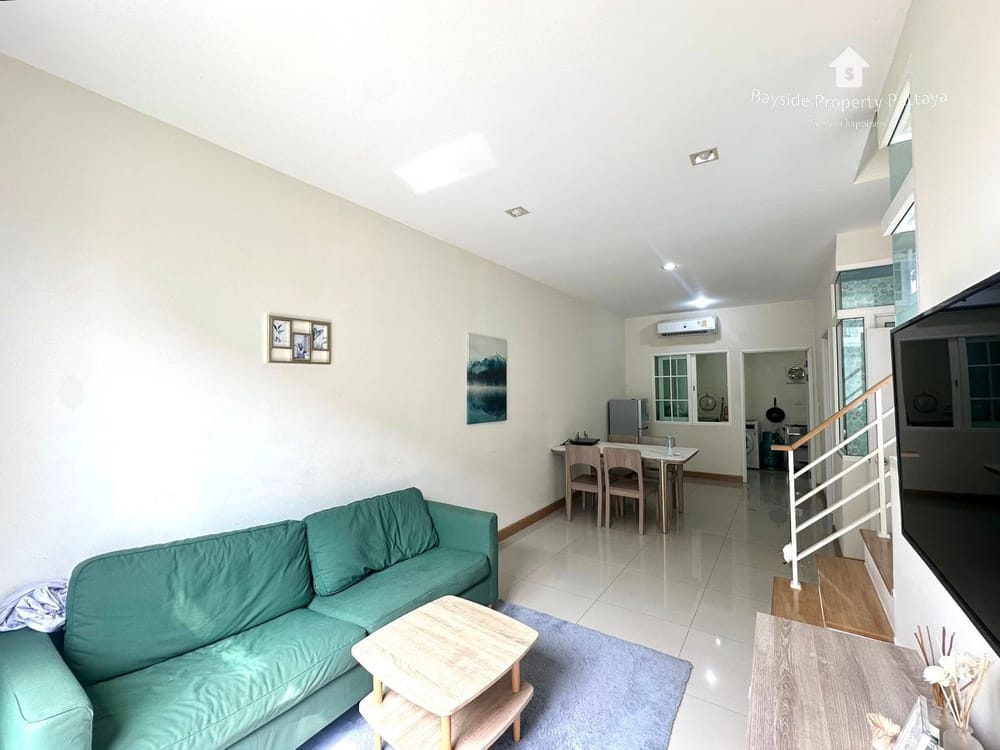 Spacious 4-Bedroom House for Sale in East Pattaya with City View and Air Conditioning 6
