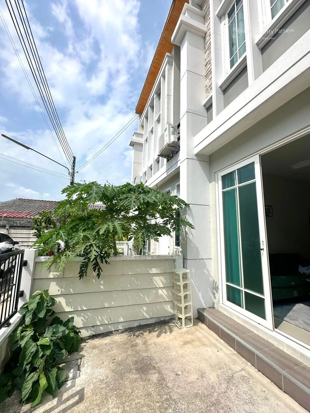 Spacious 4-Bedroom House for Sale in East Pattaya with City View and Air Conditioning 3