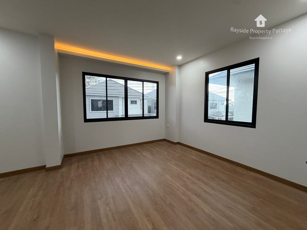 ขาย 4 ห้องนอน บ้าน ใน หนองปลาไหล, พัทยา 5