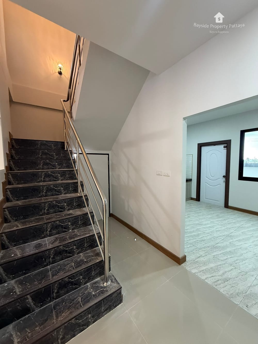 ขาย 4 ห้องนอน บ้าน ใน หนองปลาไหล, พัทยา 4