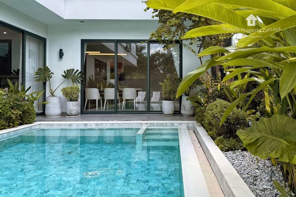 Spacious 4-Bedroom House for Sale with City View in Pattaya City 1