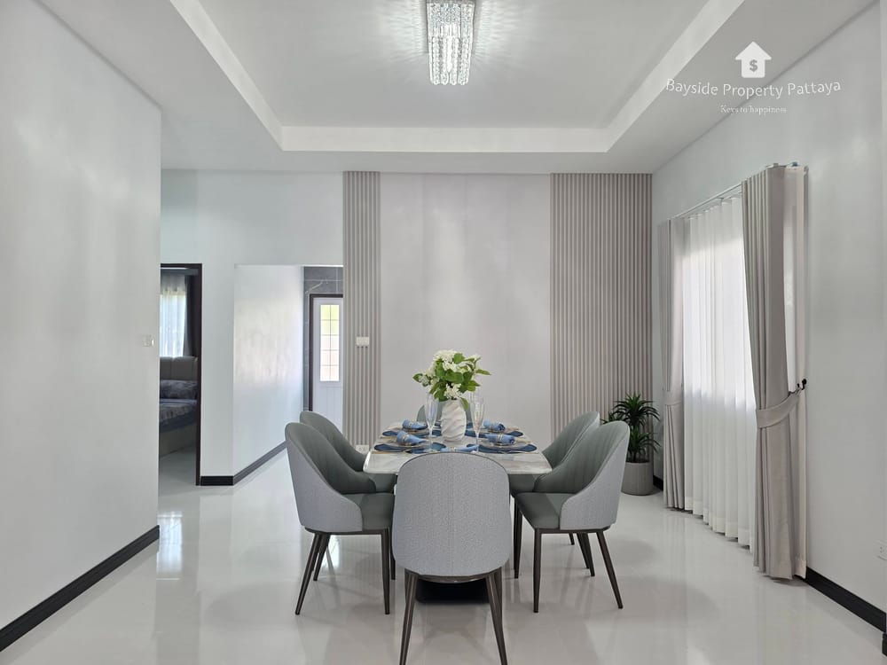 Spacious 3-Bedroom Detached House for Sale in East Pattaya - Pet Friendly with Air Conditioning 19
