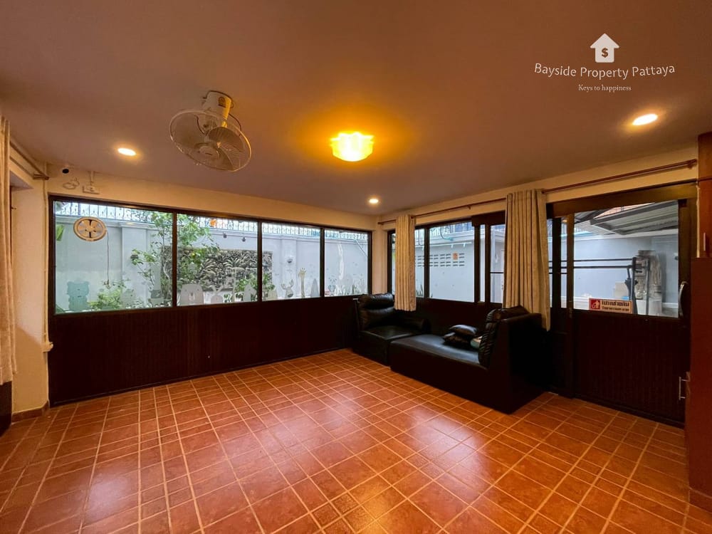 ขาย 5 ห้องนอน บ้าน ใน วิวพอยท์ วิลเลจ จอมเทียน (View point Villa Jomtien) 13