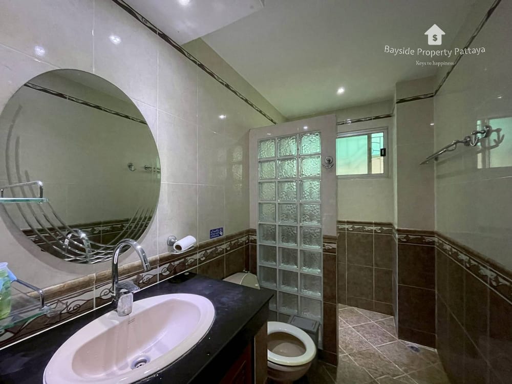 ขาย 5 ห้องนอน บ้าน ใน วิวพอยท์ วิลเลจ จอมเทียน (View point Villa Jomtien) 14