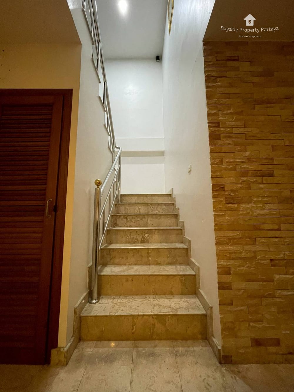 ขาย 5 ห้องนอน บ้าน ใน วิวพอยท์ วิลเลจ จอมเทียน (View point Villa Jomtien) 15