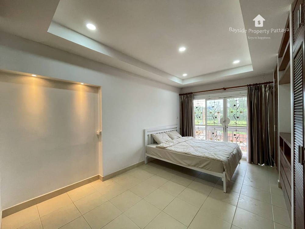 ขาย 5 ห้องนอน บ้าน ใน วิวพอยท์ วิลเลจ จอมเทียน (View point Villa Jomtien) 18