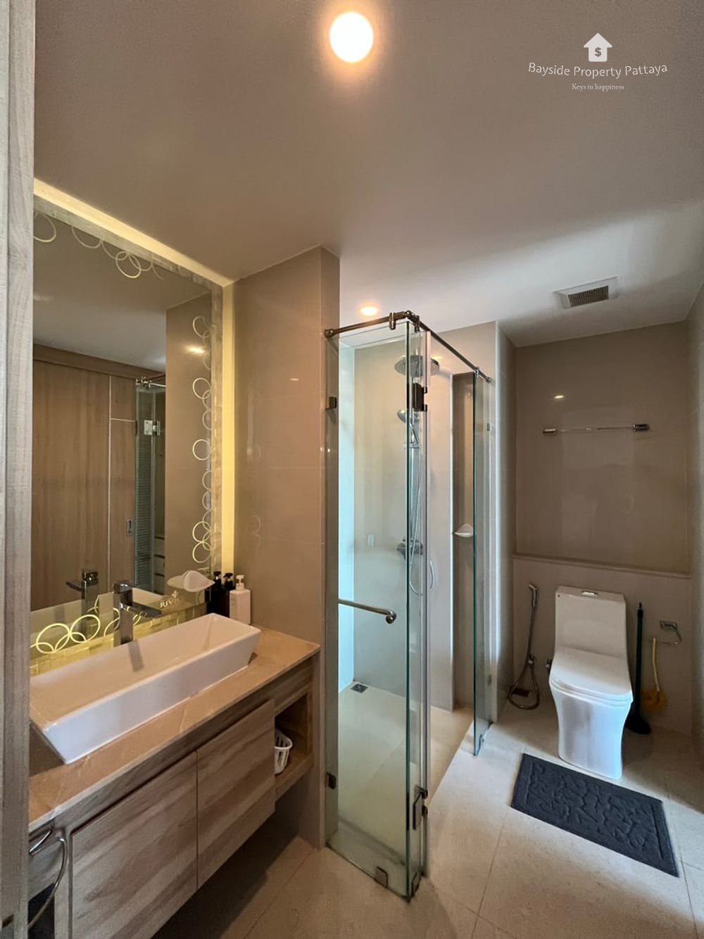 Sea View 1-Bedroom Condo for Rent in The Riviera Jomtien, Pattaya with 24/7 Security 11