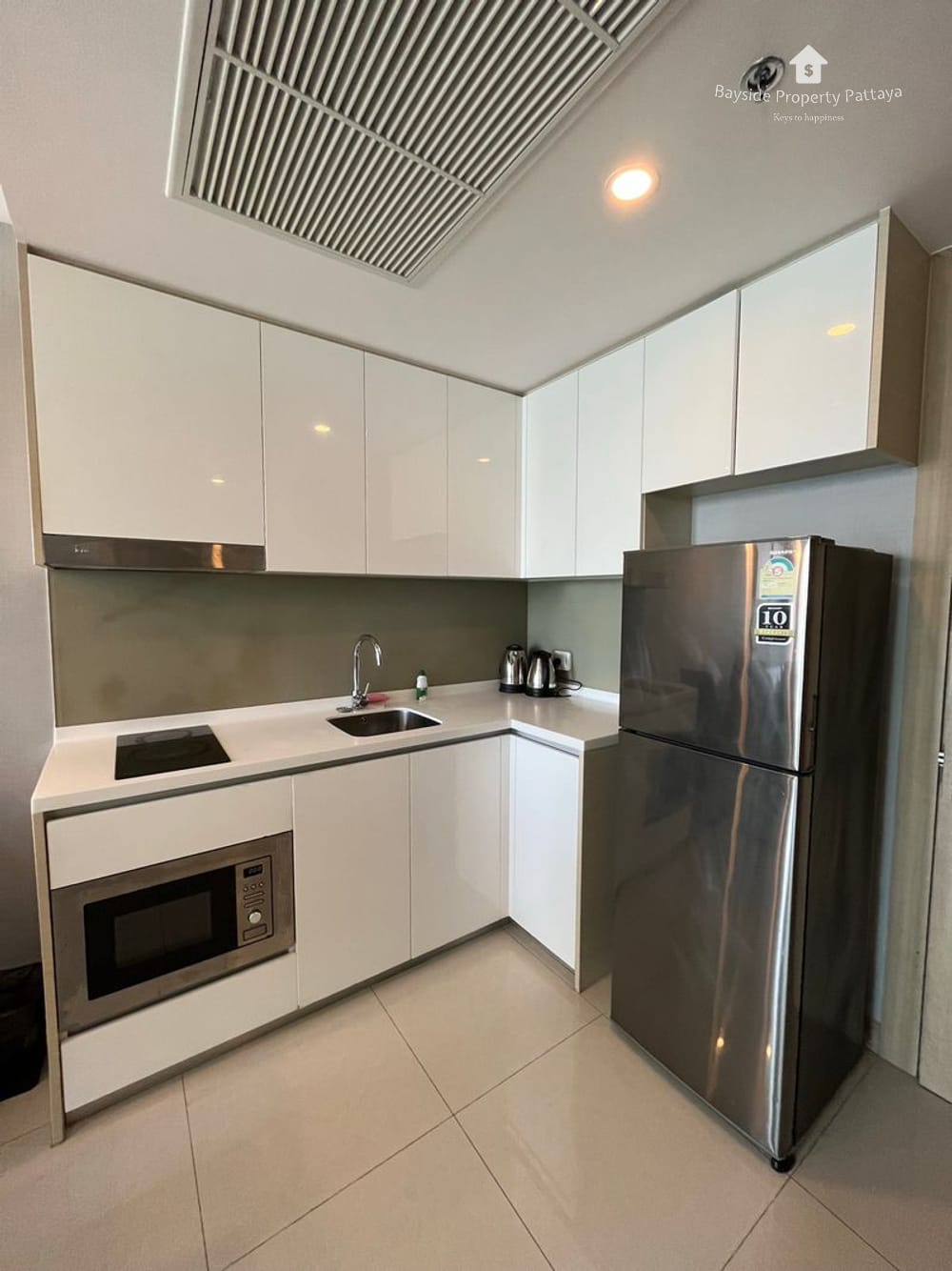 Sea View 1-Bedroom Condo for Rent in The Riviera Jomtien, Pattaya with 24/7 Security 8