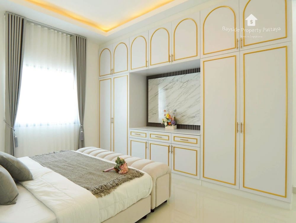 Продаю 4-к. виллу, 300м², ЖК «Nong Pla Lai» 8