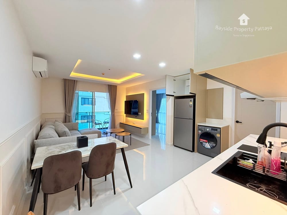 1-Bedroom Condo for Sale at One Tower Pratumnak in Pattaya 4