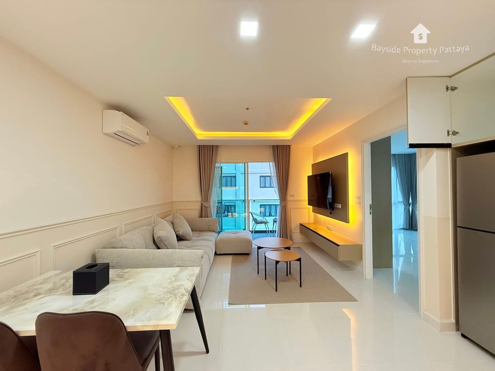 1-Bedroom Condo for Sale at One Tower Pratumnak in Pattaya 2