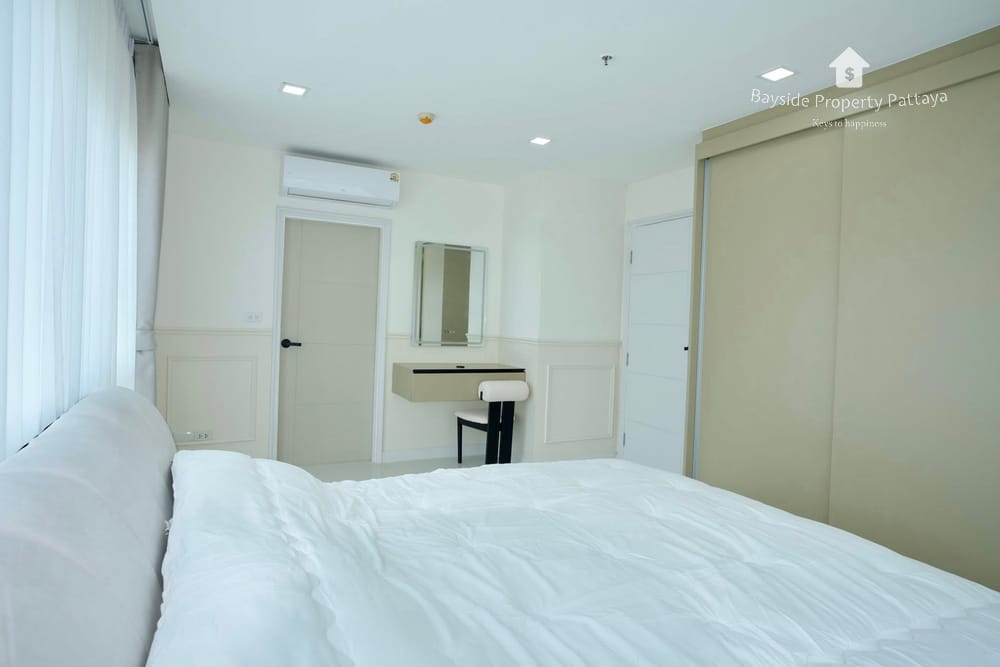 1-Bedroom Condo for Sale at One Tower Pratumnak in Pattaya 12