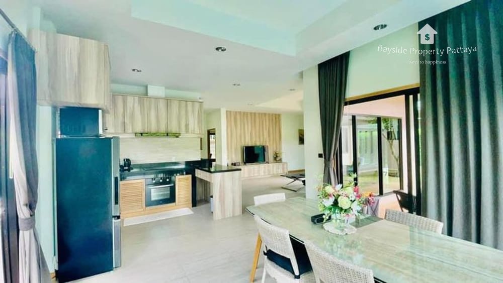 Modern 3-Bedroom House for Rent in East Pattaya with Air Conditioning 7