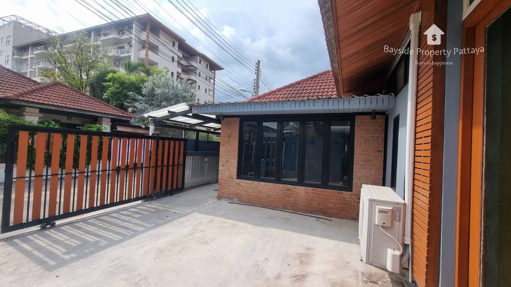 Na Kluea, Pattaya: Freistehendes Haus mit 2 Schlafzimmern & Klimaanlage zu verkaufen 15