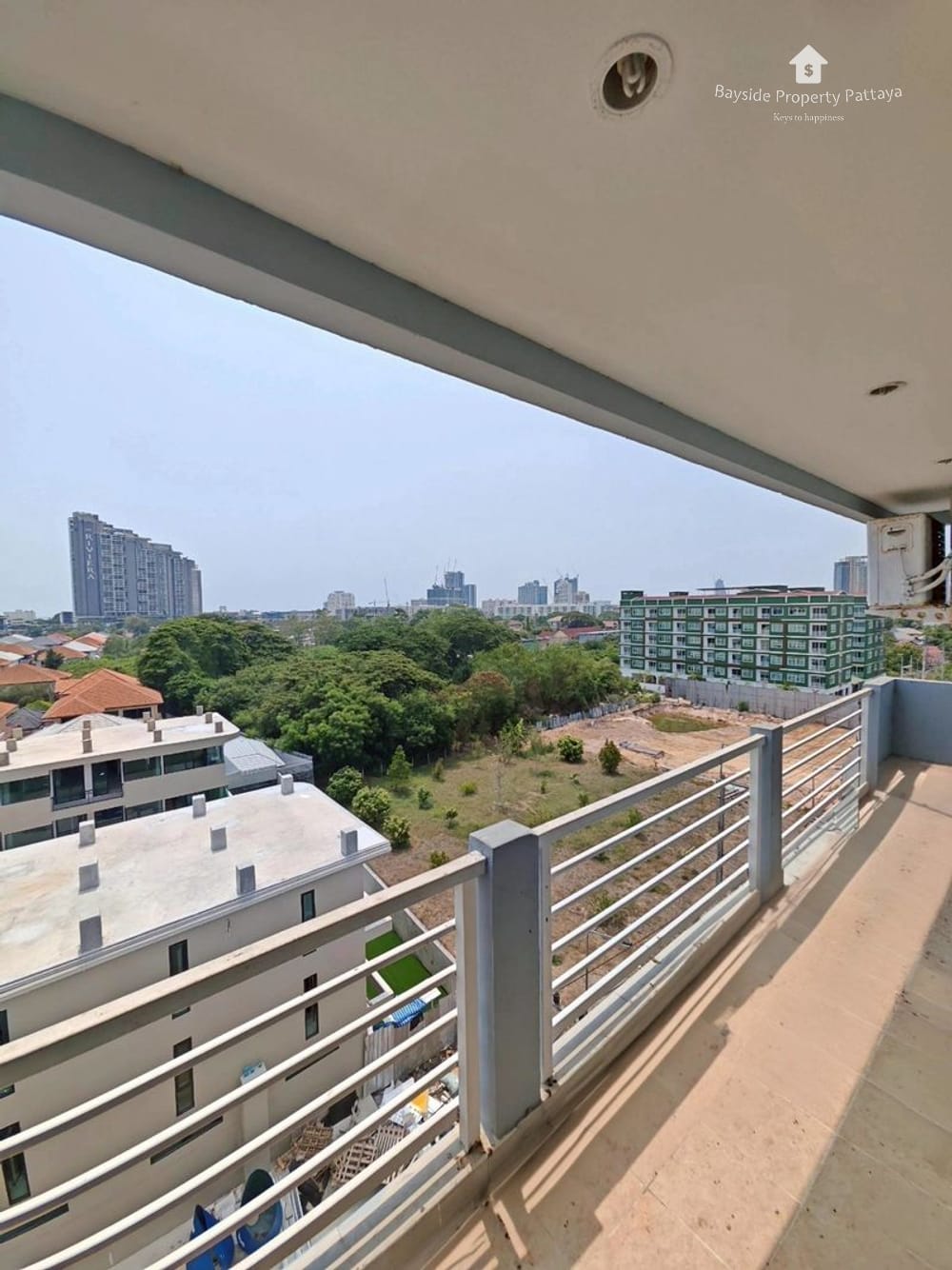 ขาย 2 ห้องนอน คอนโด ใน จอมเทียน 12