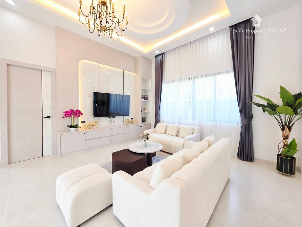 Spacious 4-Bedroom Detached House for Sale in East Pattaya - Pet Friendly with Air Conditioning 16