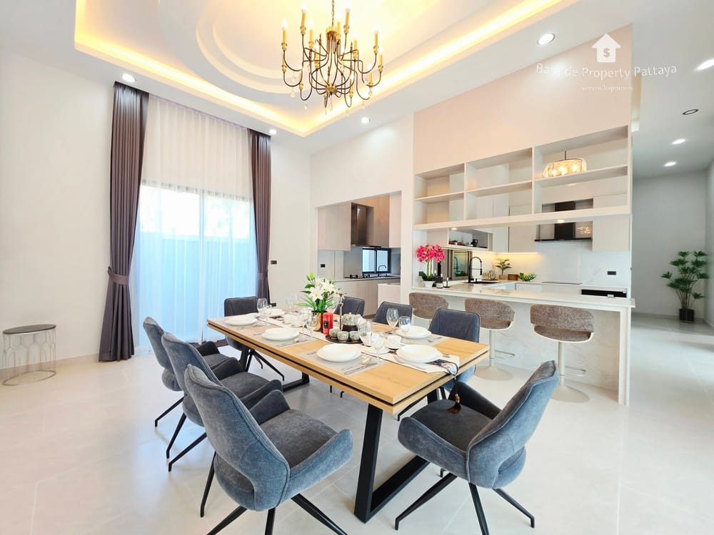 Spacious 4-Bedroom Detached House for Sale in East Pattaya - Pet Friendly with Air Conditioning 19