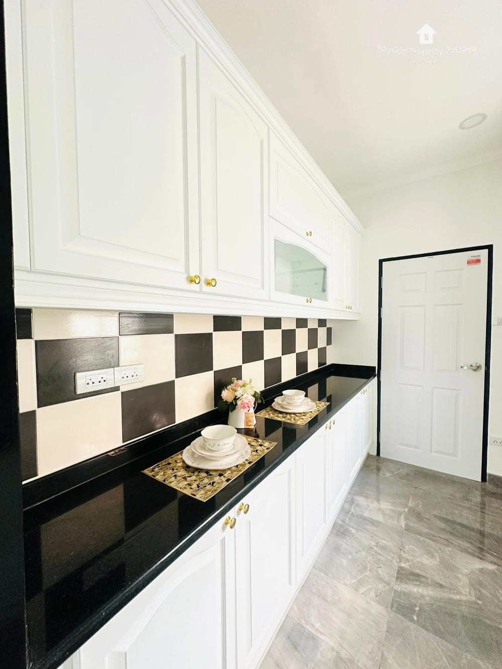 Pet-Friendly 3-Bedroom Detached House for Sale in East Pattaya 9