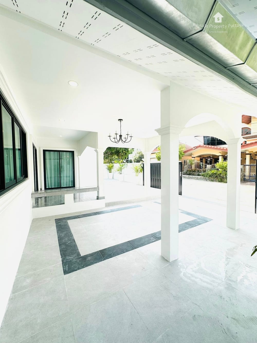 Pet-Friendly 3-Bedroom Detached House for Sale in East Pattaya 26