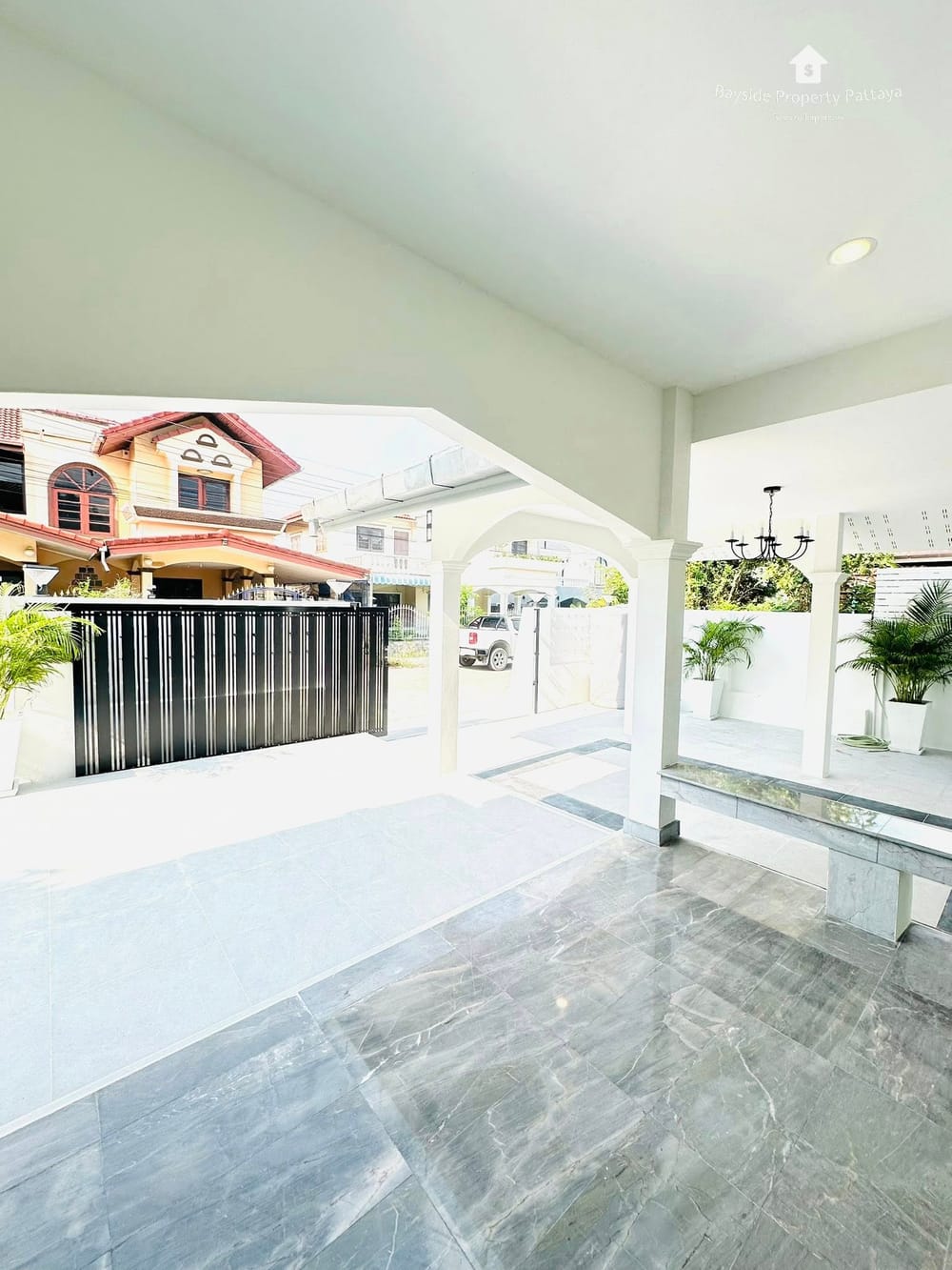 Pet-Friendly 3-Bedroom Detached House for Sale in East Pattaya 36