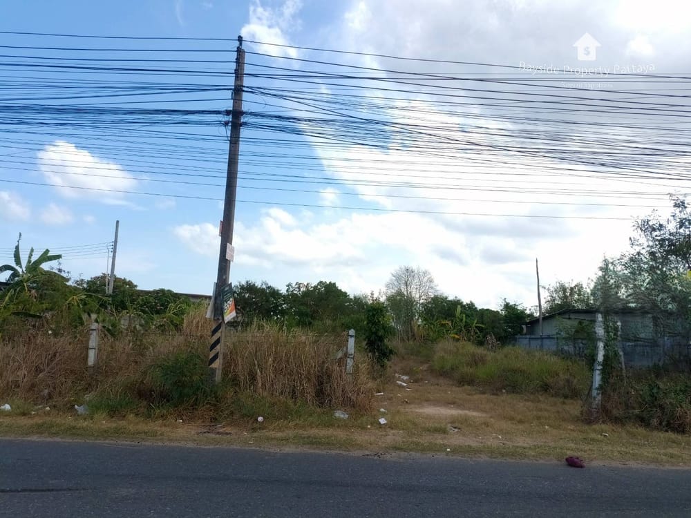 芭提雅东区1568平米土地出售 2