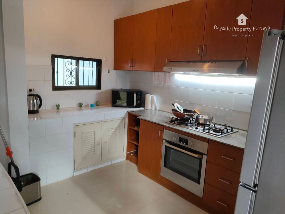 Haus zur Miete in Eakmongkol Village 8, Pattaya City – 3 Zimmer, Klimaanlage und Stadtblick 16
