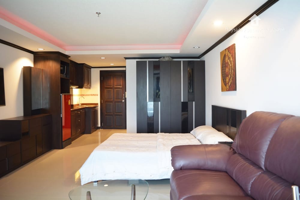 Pet-Friendly Studio for Sale and Rent in Angket Condominium, Jomtien - Pattaya with Air Conditioning 5