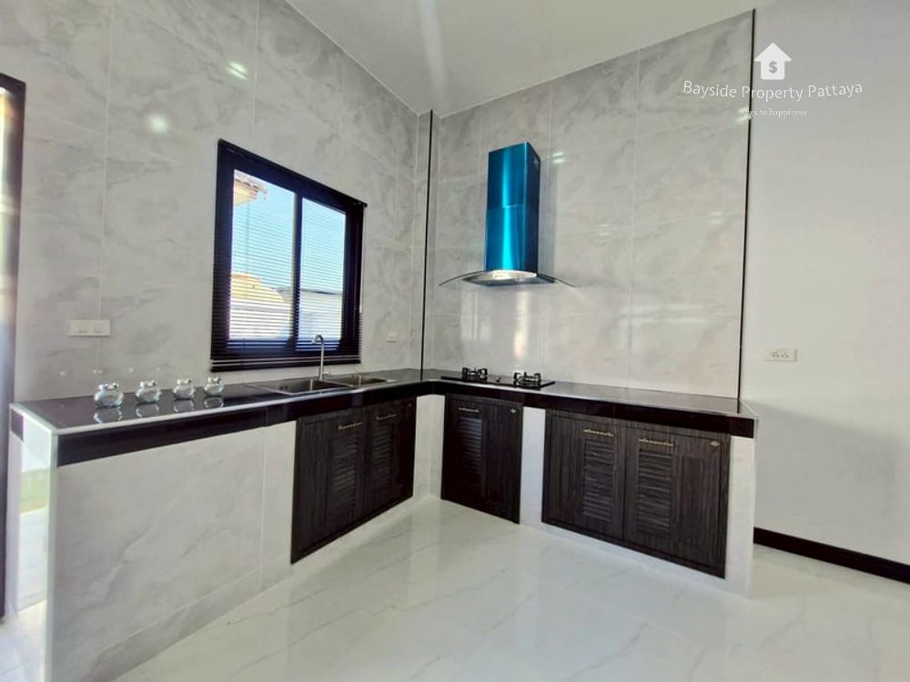 Spacious 3-Bedroom Detached House for Sale in East Pattaya - Pet Friendly with Air Conditioning 17