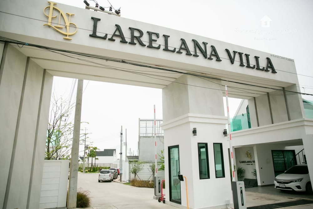 East Pattaya: Haustierfreundliche Poolvilla mit 3 Schlafzimmern zum Verkauf 12
