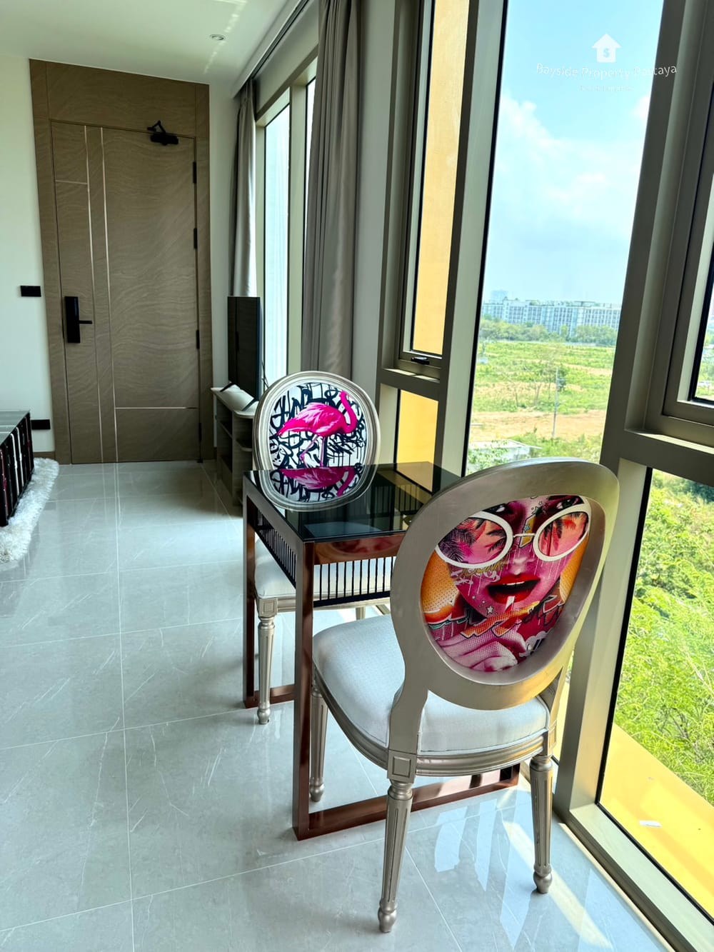 Sea View 1-Bedroom Condo for Sale in The Riviera Ocean Drive, Jomtien, Pattaya 11