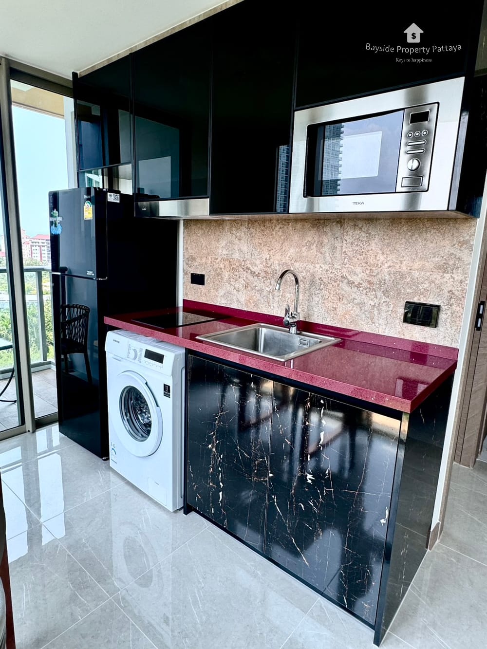 Sea View 1-Bedroom Condo for Sale in The Riviera Ocean Drive, Jomtien, Pattaya 16