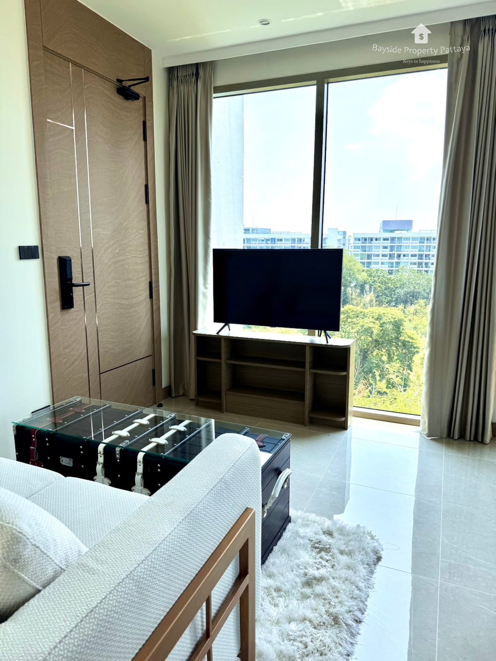 Sea View 1-Bedroom Condo for Sale in The Riviera Ocean Drive, Jomtien, Pattaya 19