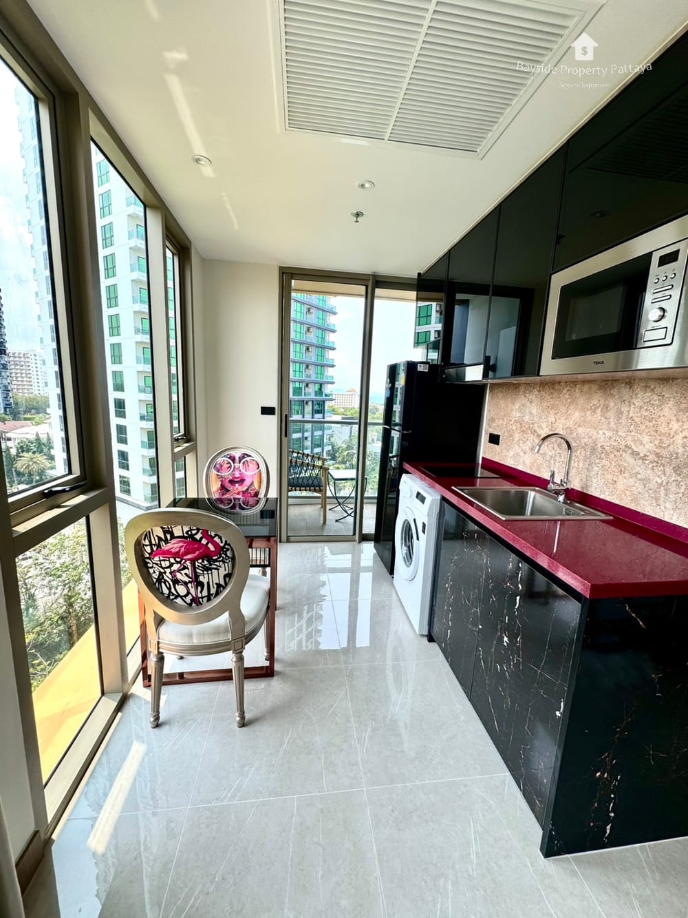 Sea View 1-Bedroom Condo for Sale in The Riviera Ocean Drive, Jomtien, Pattaya 21