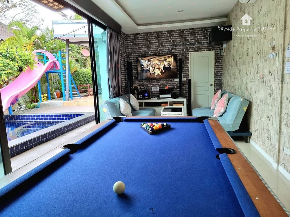 spacious-3-bedroom-villa-for-rent-in-bang-saray-pattaya-with-city-view-and-air-conditioning-bpp-288 3
