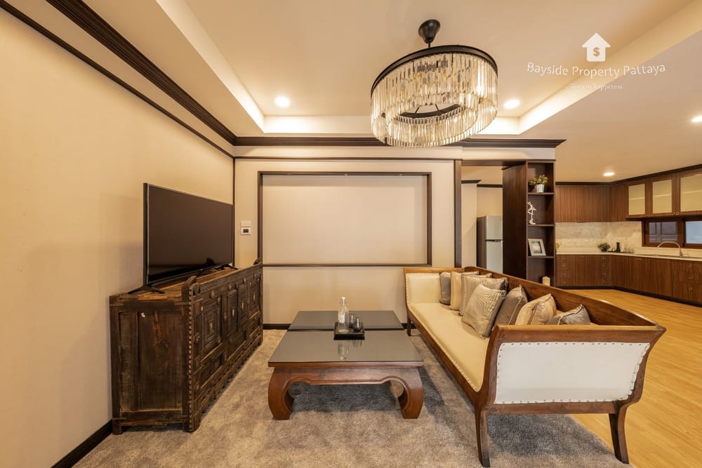 Spacious 6-Bedroom House for Rent in Baan Natcha, Pattaya City - Pet Friendly with 24/7 Security 7