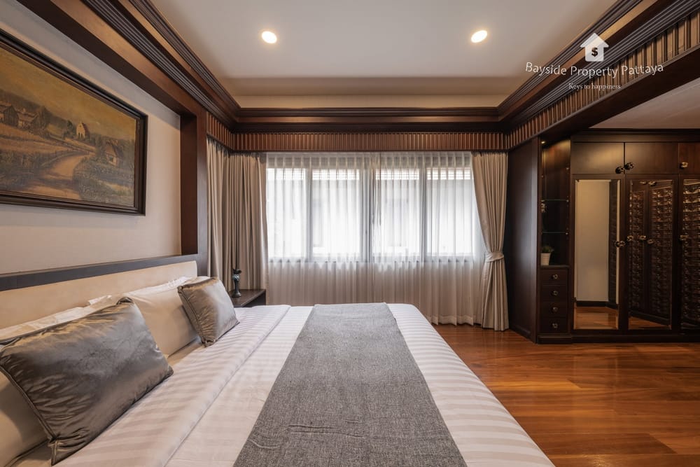 Spacious 6-Bedroom House for Rent in Baan Natcha, Pattaya City - Pet Friendly with 24/7 Security 16