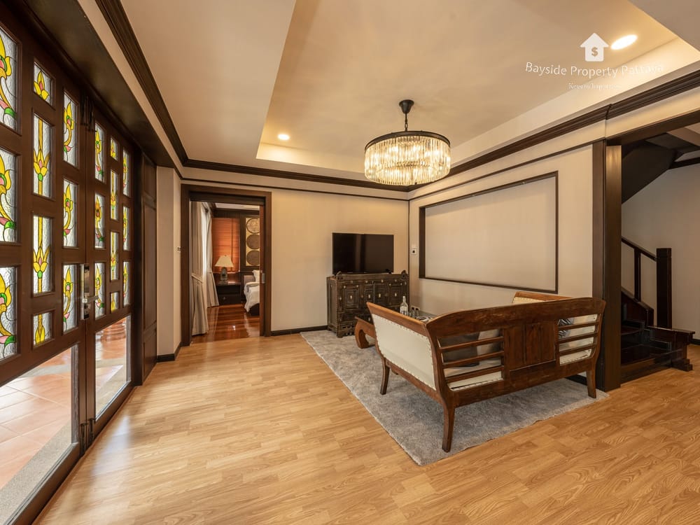 Spacious 6-Bedroom House for Rent in Baan Natcha, Pattaya City - Pet Friendly with 24/7 Security 17